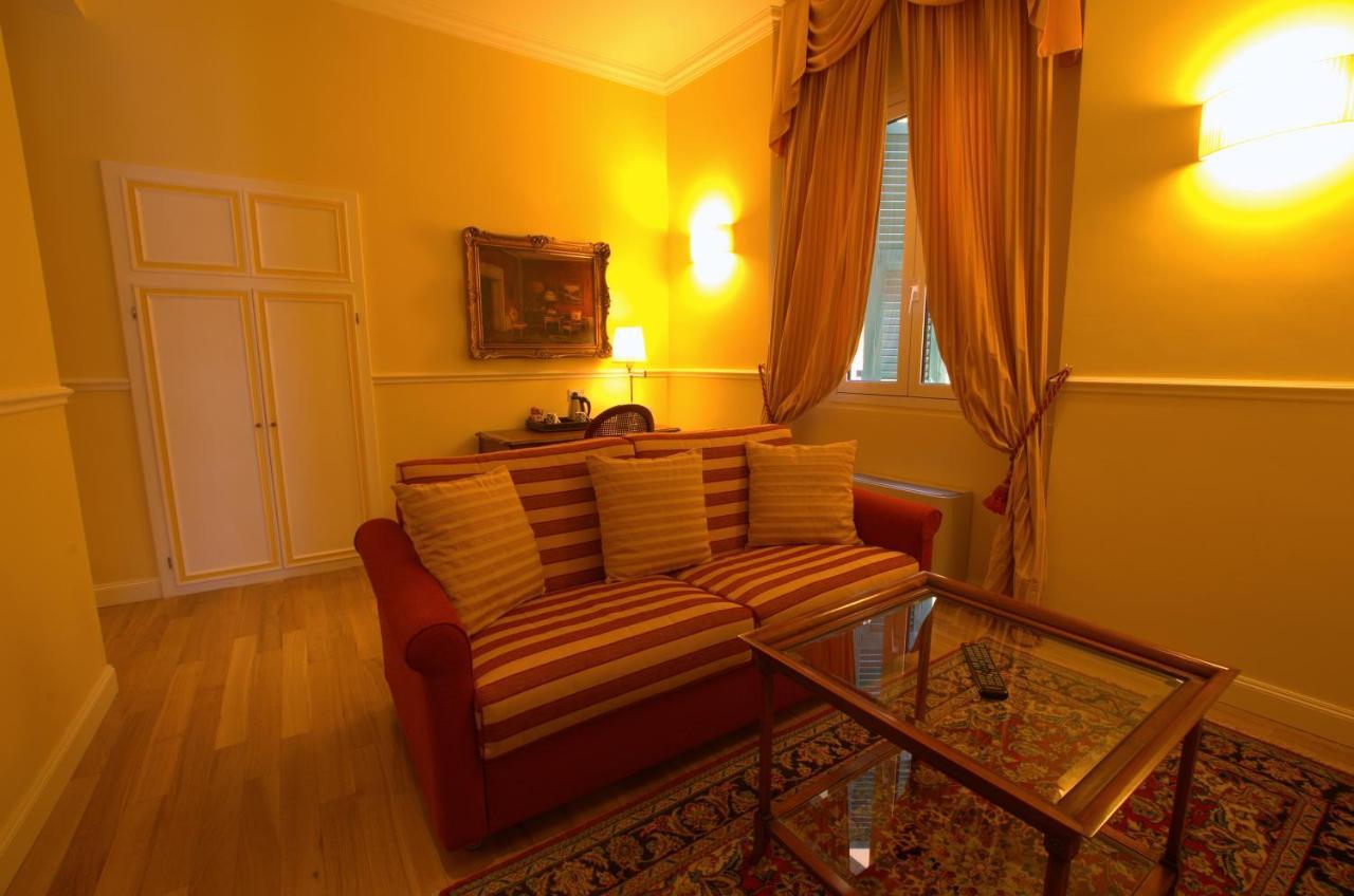 Hotel Firenze E Continentale La Spezia Bilik gambar
